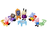 peppa pig f8868 Игровой набор "Класс Пеппы"
