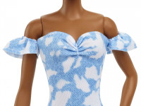 barbie hbv17 papusa "fashionista" intr-o rochie denim