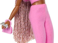 barbie hyv28  păpușă "barbie deluxe style" cu codițe în costum de pene