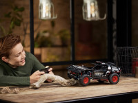 lego technic 42160 Конструктор "audi rs q e-tron" (914дет.)