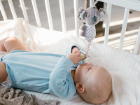 babyono-854 jucărie pandantiv cu clopoțel "koala coco" 1636 