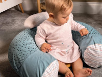 nuby id89070 pernă de activități "animal adventure" (6 luni+)