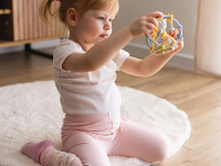 BabyOno 1660 Jucărie senzorială "Clepsidra" babyono 1660 jucărie senzorială "clepsidra"