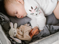 babyono-769 1539 Мягкая игрушка-платок "Зайчик"