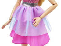 barbie hjy02 papusa barbie mare intr-o rochie roz stralucitor (71 cm.)