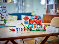 lego disney 43268 constructor "casa de plajă a lui lilo și stitch" (834 el.)