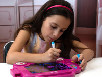 barbie 5114di Доска для рисования "glow pad"