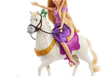 disney princess hlw23 setul de joc "rapunzel cu prietenul ei fidel maximus"