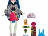 monster high hhk58 Кукла "Гулия Йелпс"