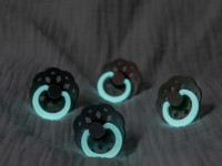 bibs suzeta rotunda din latex "boheme" glow (0-6 luni) sage