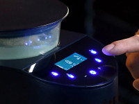 beaba b911722 aparat pentru prepararea laptelui praf "milkeo plus night blue"