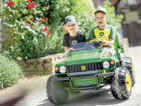 peg perego masina electrica cu doua locuri jd gator hpx