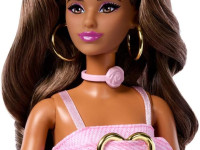 barbie jjn72 păpușa barbie "deluxe style fashion doll №12" &icirc;ntr-un top roz și blugi evazați