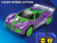 bladez dc85772 set 2 masini cu radio control "batman vs the joker"