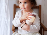 beaba 5698 lampă de noapte portabilă 2-&icirc;n-1 "pixie torch" roz