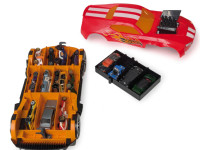 hot wheels hwcc15r Гоночный автомобиль-гараж 2 в 1 (красный)