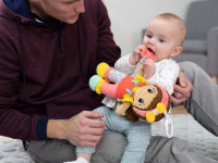 tomy l227491jucarii-pandantiv lamaze "prietena mea jasmine"