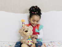 gund 6049942 Музыкальный мишка “happy birthday” (43см)