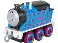 thomas & friends hmc30 Паровозик меняющий цвет (в асс.)